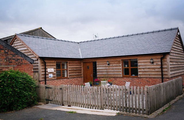 The Corn Store - sleeps 4 guests in 2 bedrooms