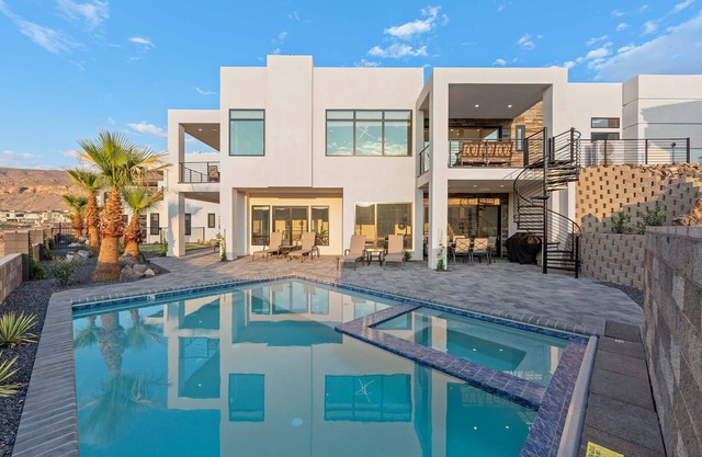 THE COSMOS - MOON at Copper Rock! Private Pool/Spa