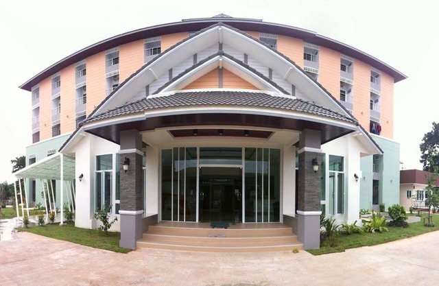 The Cotton Apartment & Resort