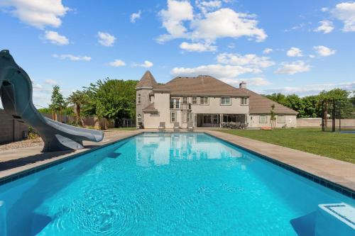 The Country House home