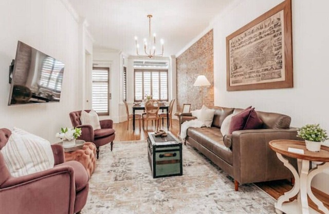 The Courier Rooms: Historic charm and luxury