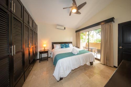 The Cove Door 16 2 Bedroom Upper Unit