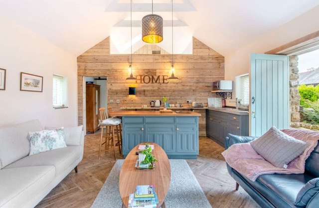 The Cow Shed—Luxury Barn Moments From Narberth