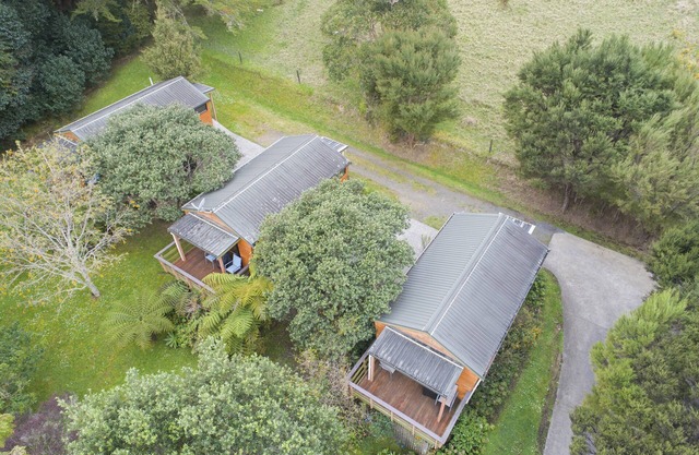 The Cowshed Wairoro Park - Russell Holiday Home