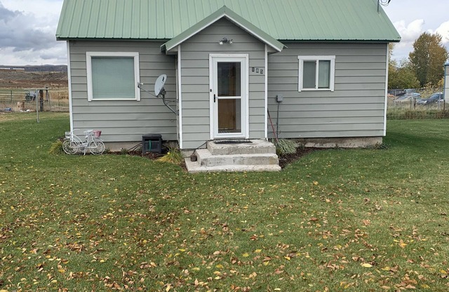 The Cozy Cottage