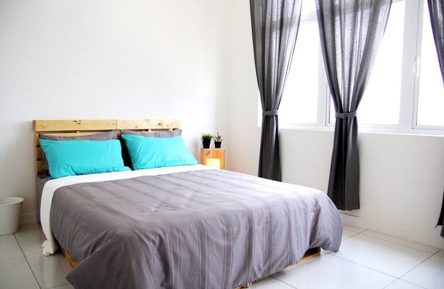 The cozy home puchong ioi near sunway 5min walk to lrt