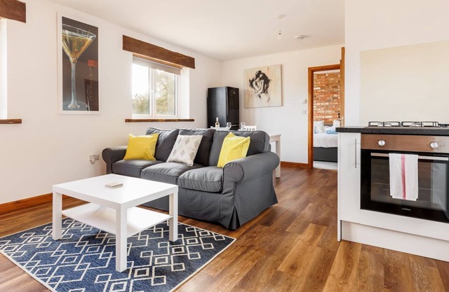 The Dairy - a house that sleeps 2 guests in 1 bedroom