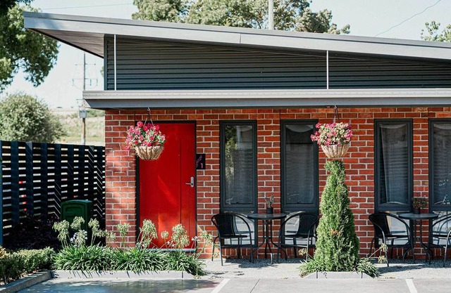 The Daylesford Art Motel (Superior Suite 1)