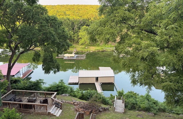 The Deckhouse with private boat dock!