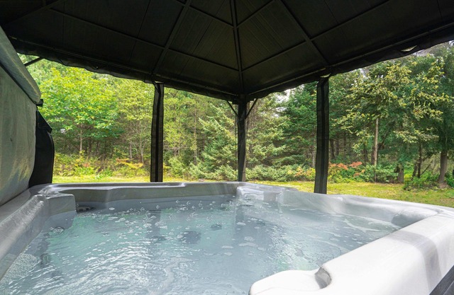 The Deer's Hideout | Spa | Firepit | BBQ