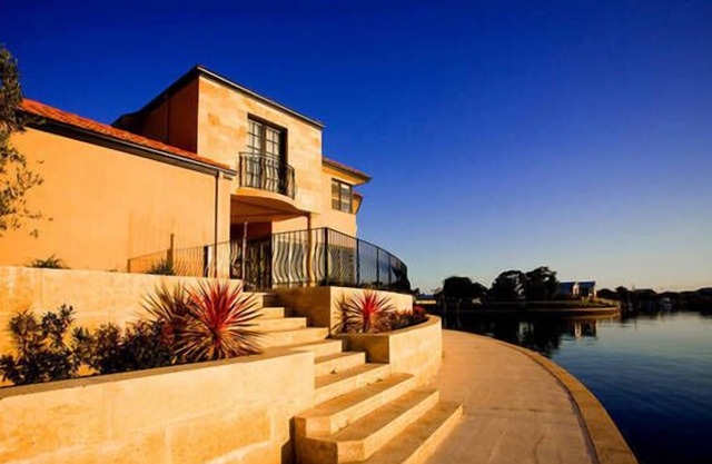 The Dolphin House - Busselton