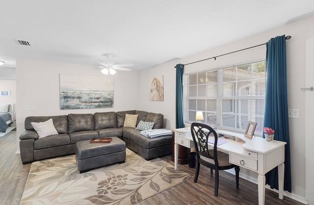 The Downtown Retreat One