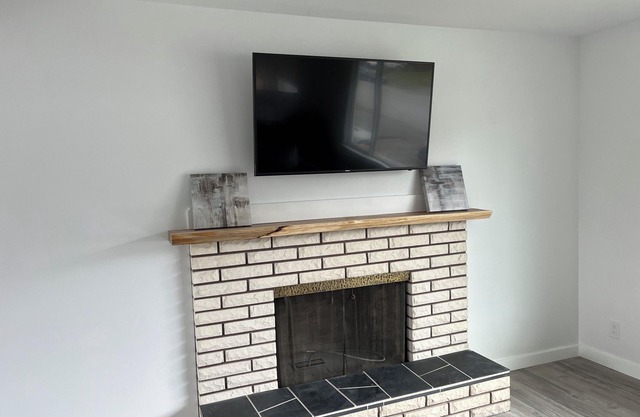 "The Dublin Place" a cozy 3 bedroom home away from homen