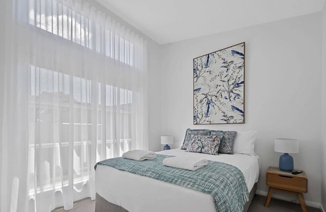 The Elm Apartments - The Blue Room