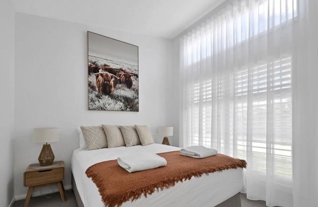 The Elm Apartments - The Cowhide Room