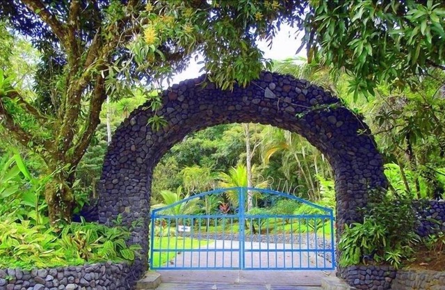 'The Enchanted Cottage' Arenal Springs Villas by the Lake