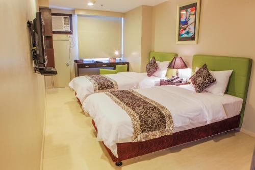 The Exchange Regency Residence Hotel 