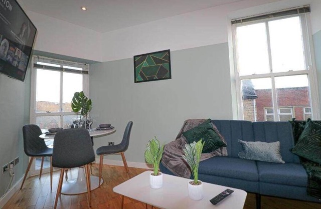 The Exquisite 2 Bed Apartment in Dewsbury