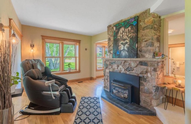 The Farmhouse - Luxury 5BR - Bay View - Waterfront - WFH - Home Gym