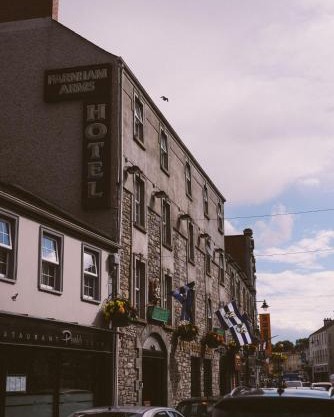 The Farnham Arms Hotel