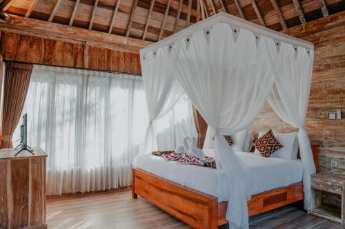The Fire Flies Garden Villa