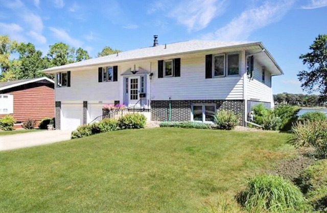 The Foxhole House Lakefront East Lake Okoboji
