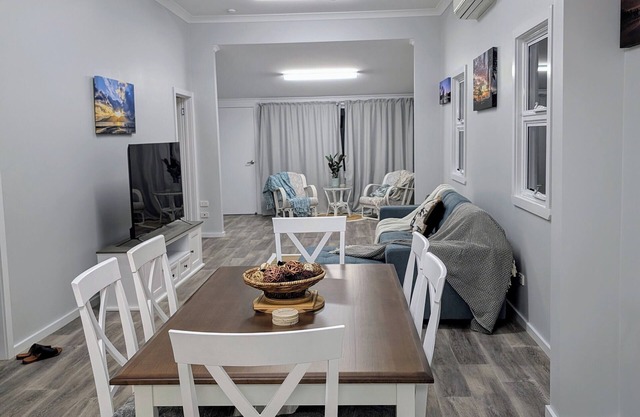 The Fraser - The Perfect Escape. Inner City Queenslander 2nd Floor.
