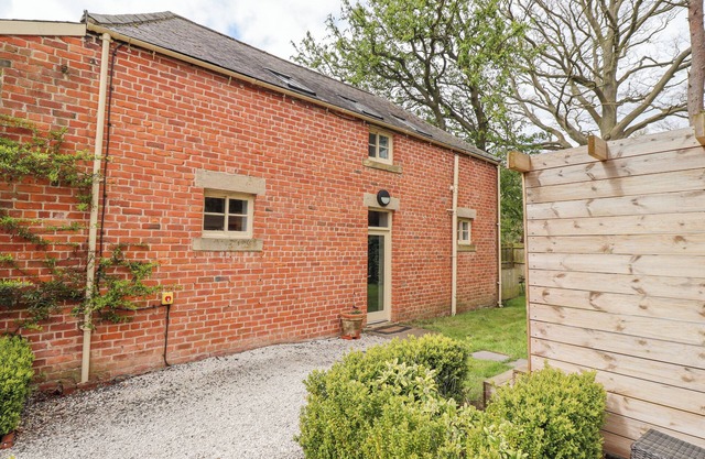 THE FULLERTON, pet friendly, with a garden in Belsay