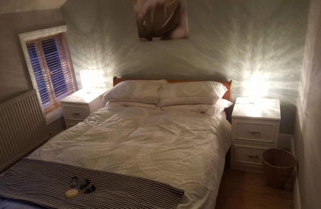 The Garden Cottage, 17th Century, hottub, parking, wifi
