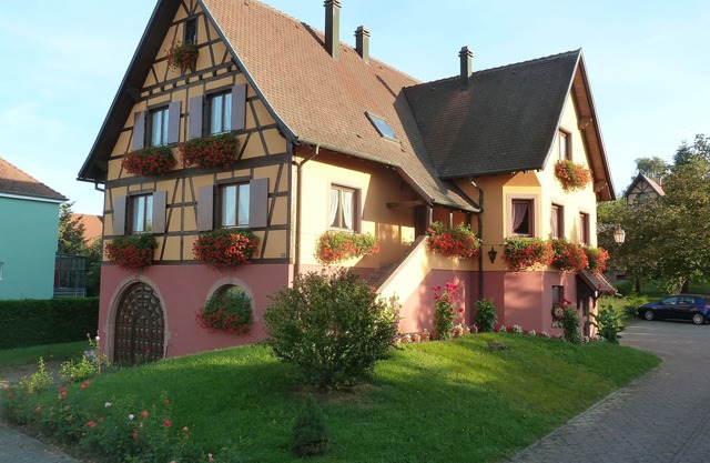 The Gitzelbrunnen. Typical half-timbered house