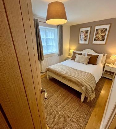 The Granary, Wonderful Riverside Accommodation