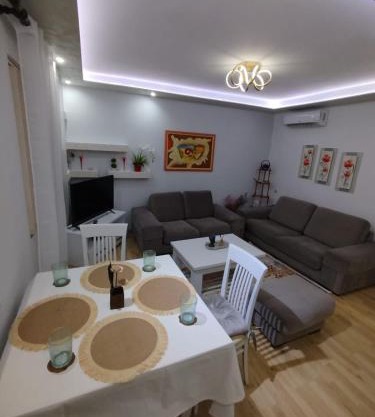 The Guest Apartament 2 bedrooms Fier