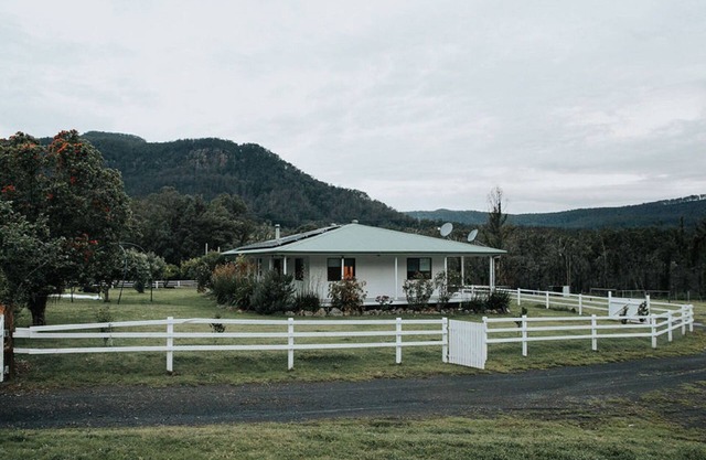 The Hamilton - Kangaroo Valley