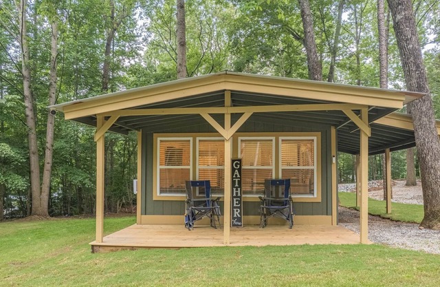 The Hideaway Cottage @ Hartwell