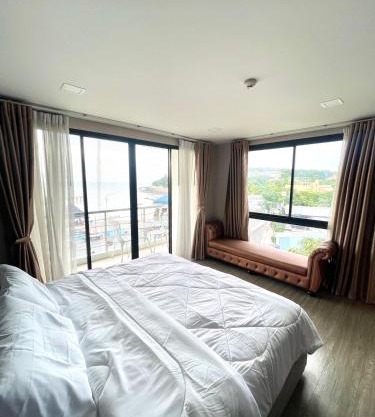The High One Condominium