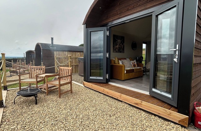 The Highland Cow Bothy