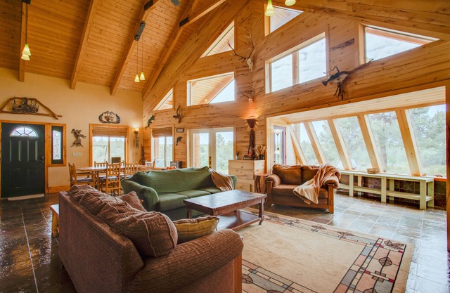 ‘The Hill’ Country Getaway Near Mesa Verde!