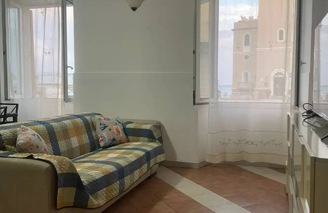 The Holiday House "Brezza Marina" is the essence of tranquility in Genoa Pegli