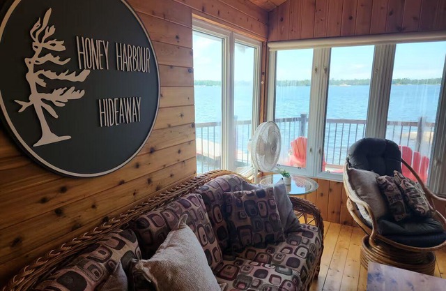 The Honey Harbour Hideaway on Little Beausoleil