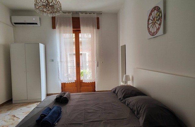 The house for groups who want to explore Eastern Sicily (Taormina, Mount Etna)
