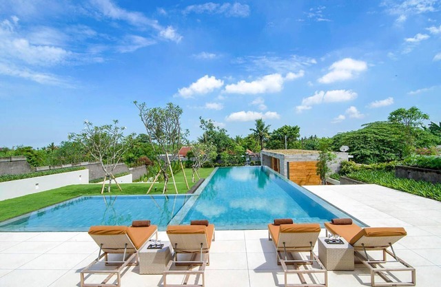 The Iman Villa - Five Bedroom Villa, Sleeps 10