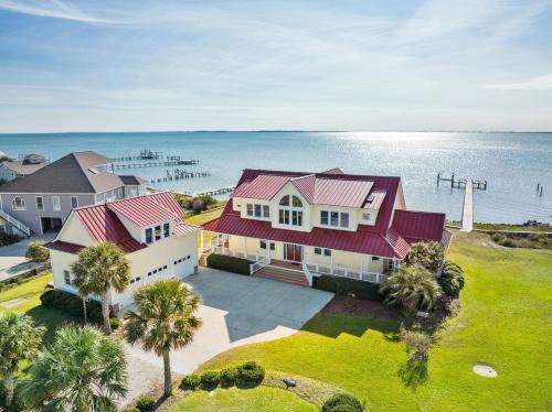 The Island House home