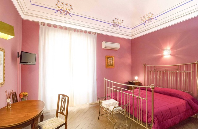 THE PALACE B&B and Apartments - FLOWER LUXURY ROOM