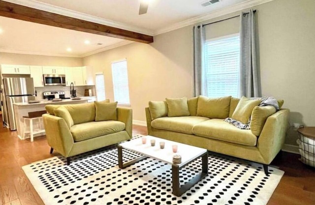 The Jefferson Weekend Haven Prime Location