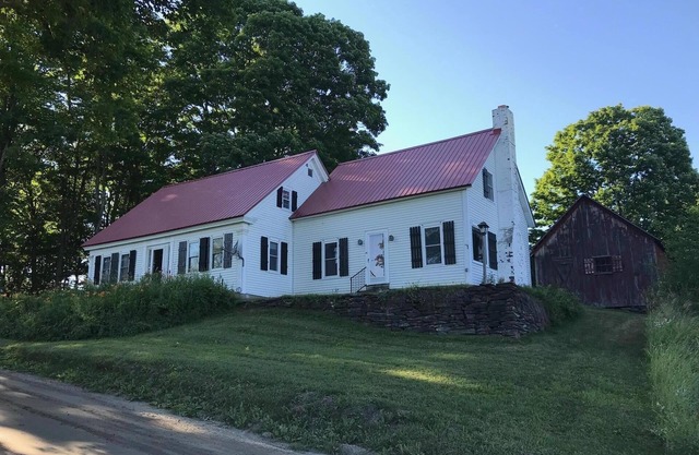 The Justus Buchler House: Your Launchpad for fun!