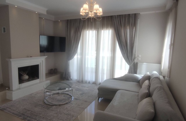 The Lake's Pearl.relax in lux Property.beautiful View.lake,mountains,swim Pool