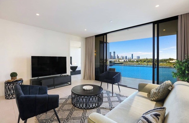 The Lanes: A life of Luxury w Lake View, Pool, Gym