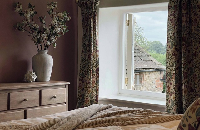 The Little Chantry 14th Century Cottage Hot Tub Pet Friendly