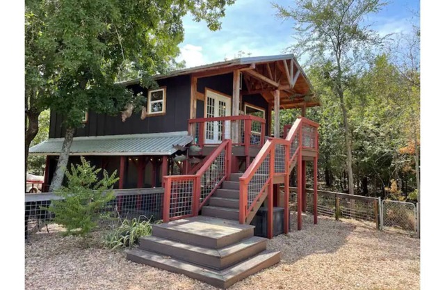 The Little Lake Shack