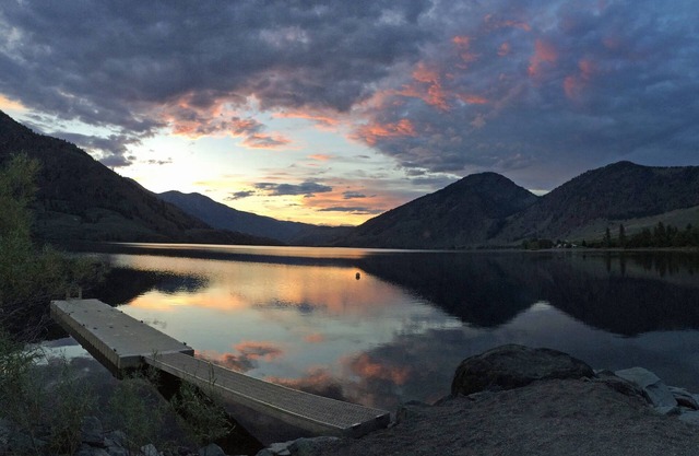 The Lodge at Palmer Lake - waterfront